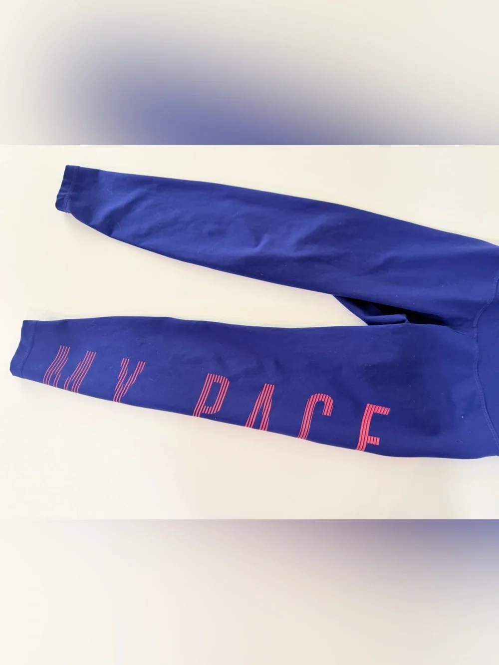 Old Navy Active High-Waist Navy Leggings with Pink “My Pace” Accent